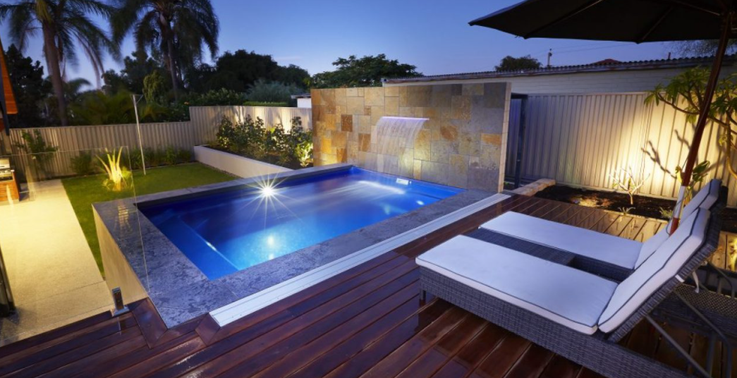 Hiring Plunge Pool Builders: What to Think?